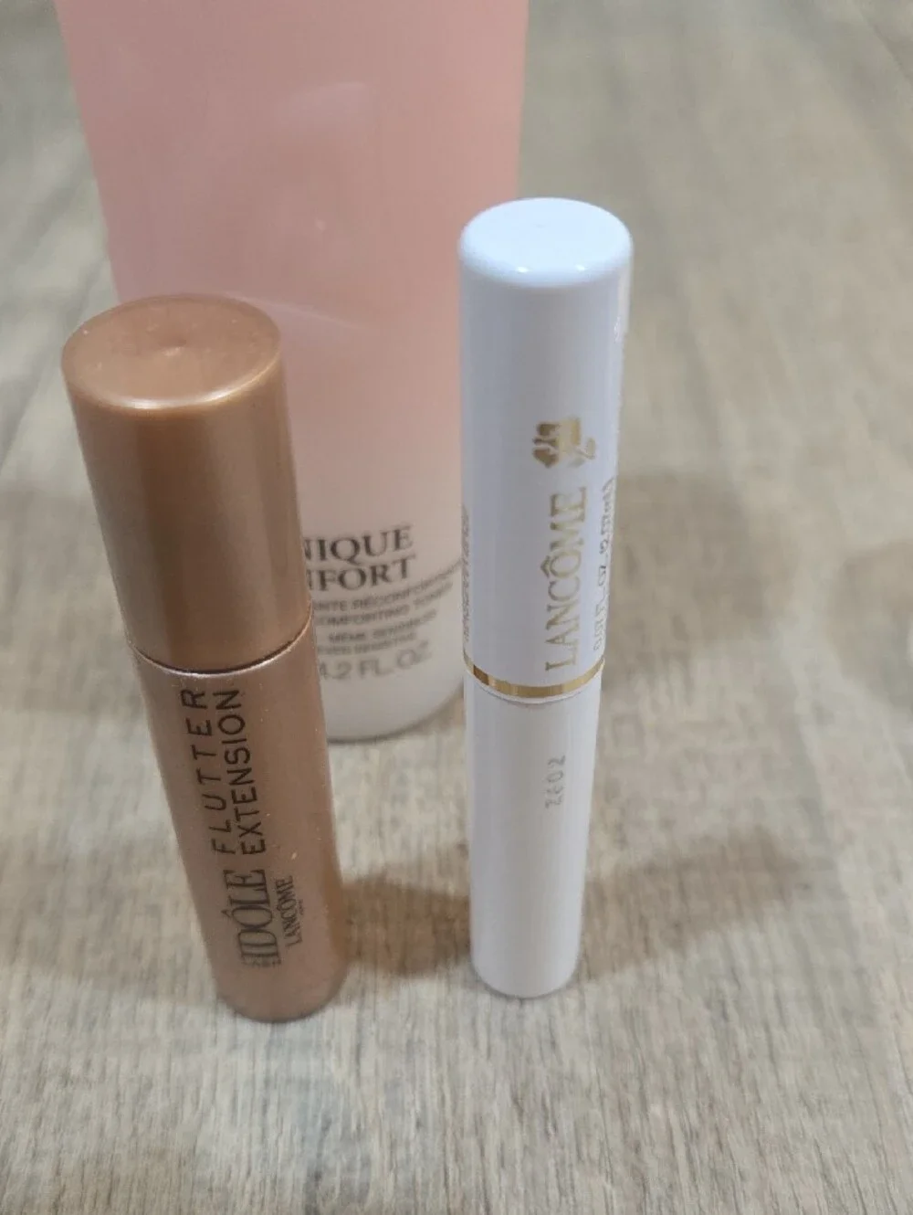 NEW LANCOME POUCH 6 Piece SKINCARE AND MAKEUP!